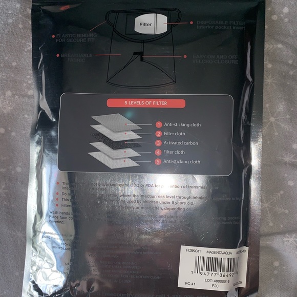 Face covering for girls 5-10 with 4 filters - Picture 2 of 2